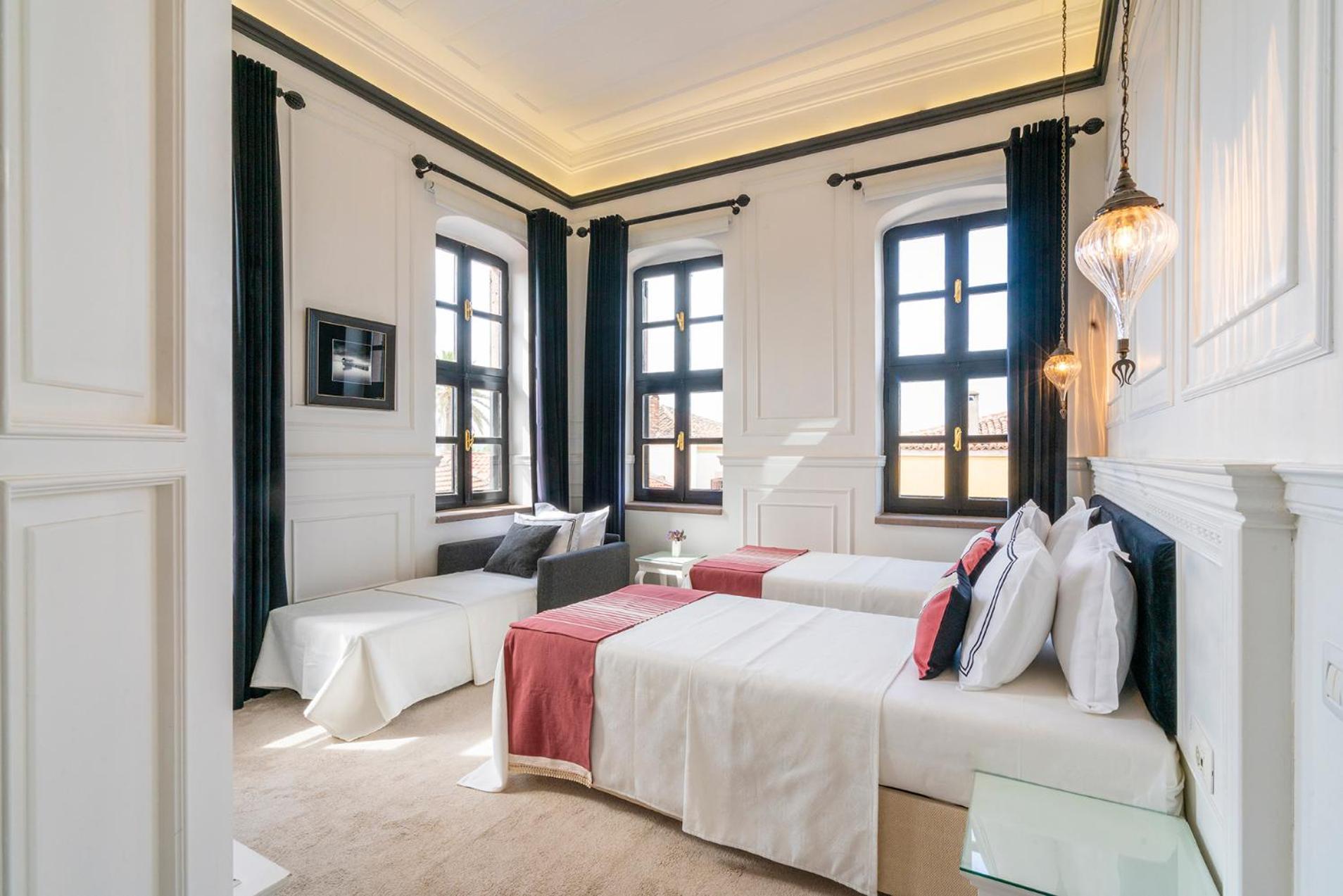 Siyah Lale Cunda 1841 (Adults Only) Hotel Ayvalik Exterior photo